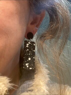 Black& White paint splatter look light weight dangle earrings.
